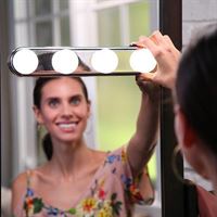 Hollywood Makeuplampa med sugkopp till spegel, sladdlös | StudioLight